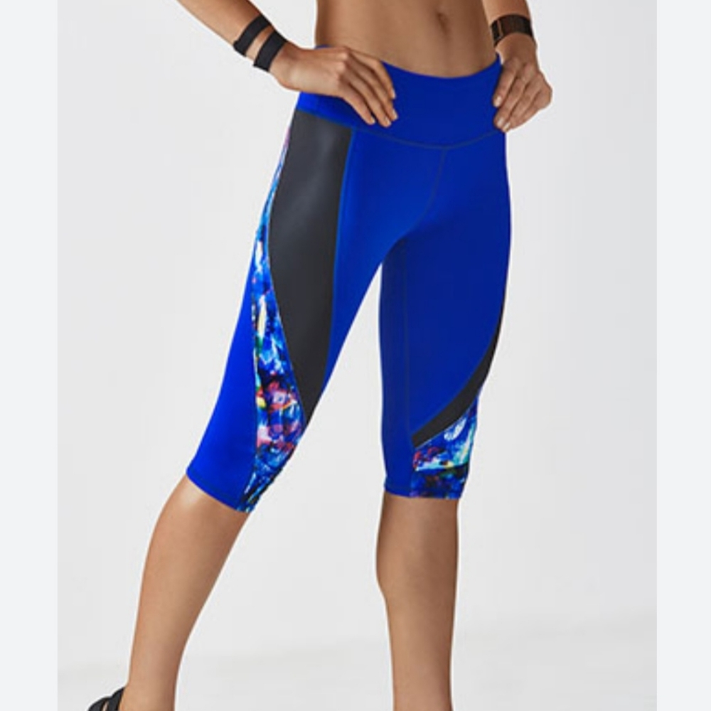 Fabletics Navassa Crop Leggings